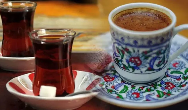 Zamlar Durmuyor İzmir’de Çay ve Kahve Fiyatları Arttı