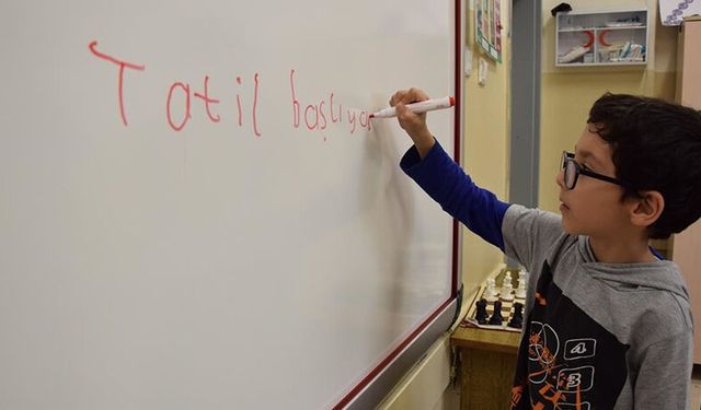 Osmaniye’de Ara Tatil Tartışması: Bakan Tekin “Değerlendireceğiz” Dedi