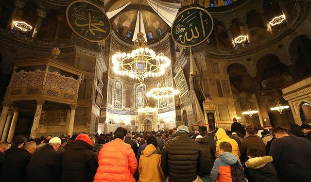 Osmaniyeliler İçin Kandil Takvimi  Berat Günü Belli Oldu