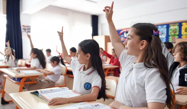 Öğrenciler Ara Tatile Mutlulukla Girdi