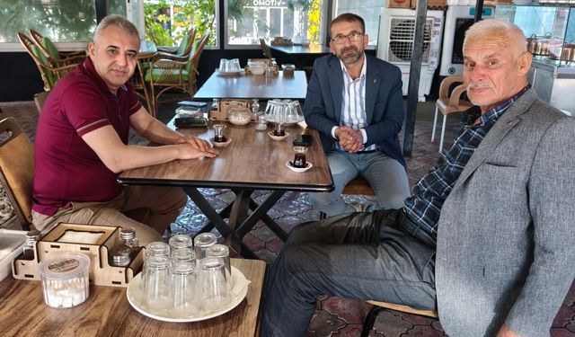 AK Parti Kadirli Başkanı Örtek, Sanayi Esnafını Ziyaret Etti