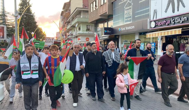 Burdur'da Küresel Sumud Filosu'na saldırı protesto edildi