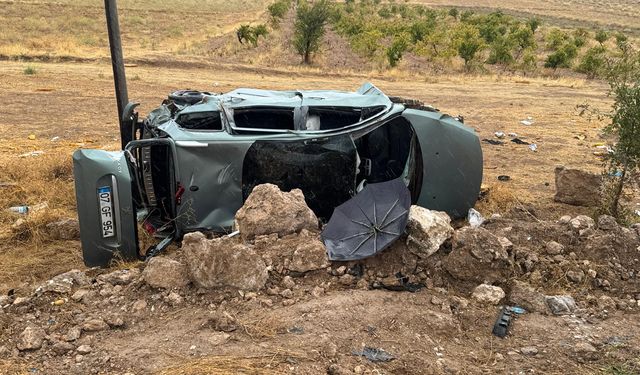 Burdur'da otomobilin şarampole devrildiği kazada 5 kişi yaralandı