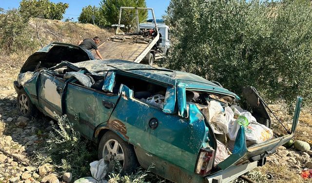 Manisa’da Otomobil Kazası: Çift Hayatını Kaybetti