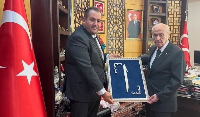 MHP'li Acı'dan Genel Başkan Bahçeli'ye Ziyaret: "Hayır Dualarını Almanın Gururunu Yaşıyoruz"