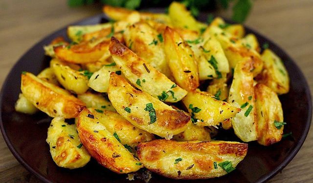 Osmaniye’de Kahvaltı ve Atıştırmalık Sofralarına Nefis Tarif: Fırında Özel Sos