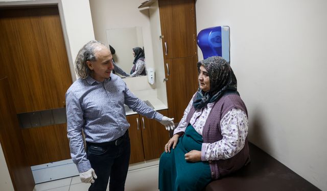 Ameliyattan korkup muayeneyi erteleyen kadının memesinden 8,5 kilogramlık kitle çıkarıldı