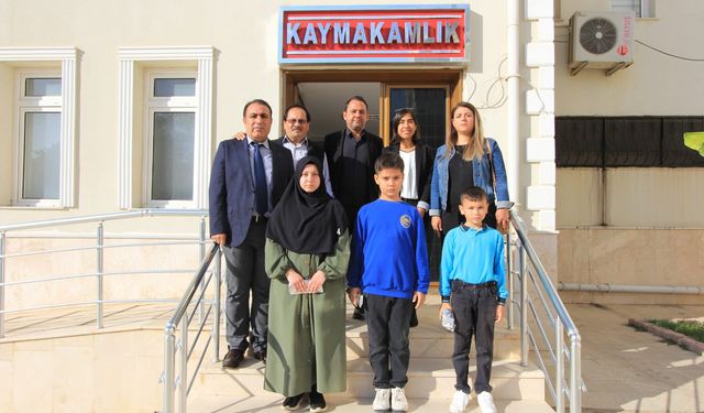 Bozyazı ilçesinde ara tatilde en çok kitap okuyan öğrenciler ödüllendirildi