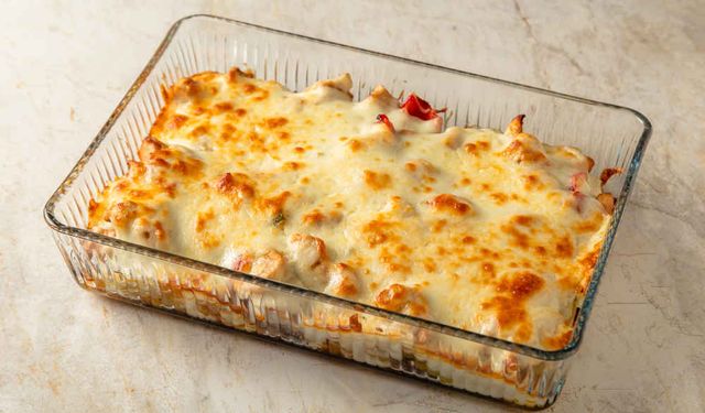 İstanbullular İçin Beşamelli Sebzeli Tavuk Tarifi