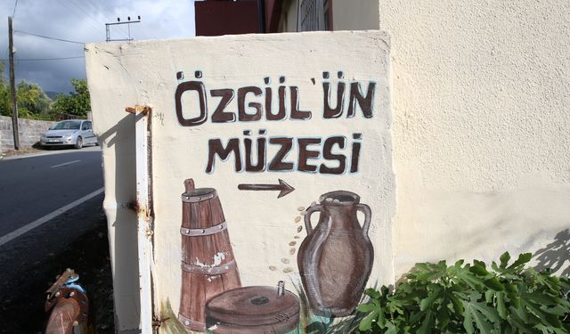 Kayınvalidesinden yadigar evi müzeye dönüştürdü