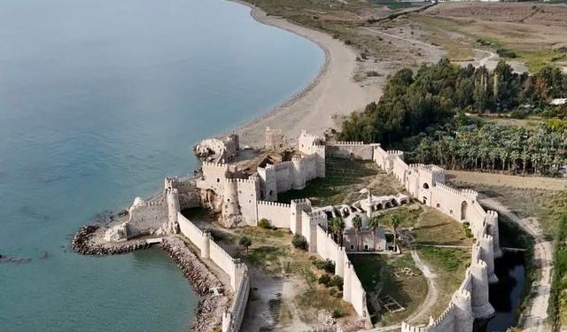 Mamure Kalesi Akdeniz’in Sahilindeki Tarih Mirası