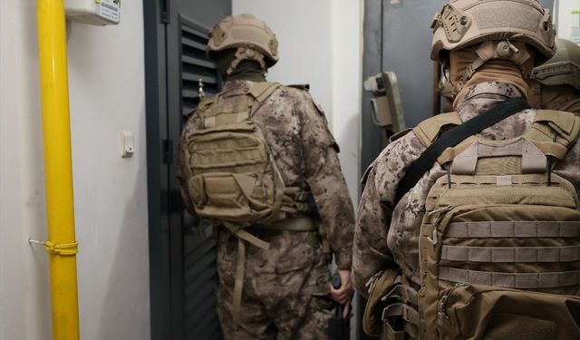 Mersin'deki rüşvet ve kaçakçılık operasyonunda 1 zanlı daha tutuklandı