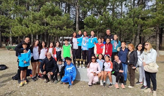 Mersinli Atletler Isparta’da Madalyaları Topladı