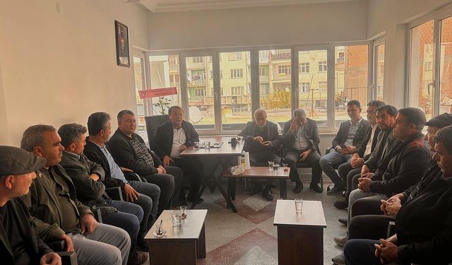 Mut Belediye Başkanı Murat Orhan muhtarlarla bir araya geldi