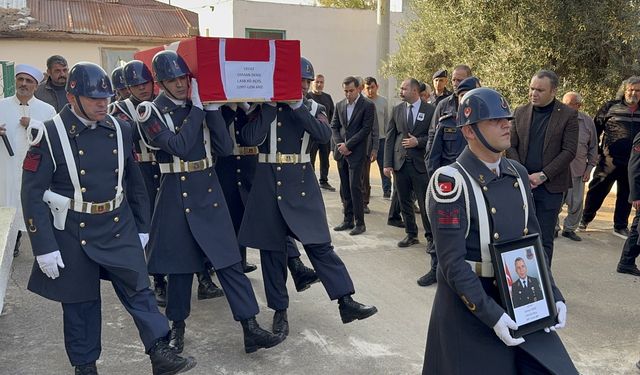 Niğde'de kalp krizi sonucu ölen İlçe Jandarma Komutanı Deniz'in cenazesi Adana'da defnedildi