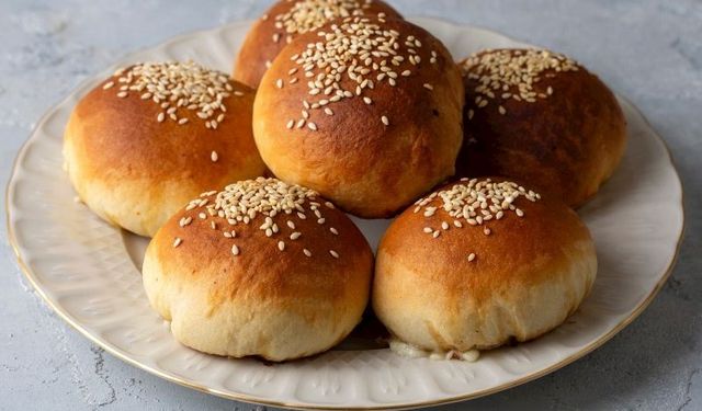 Osmaniye’de Kahvaltıların Vazgeçilmezi: Peynirli Poğaça Tarifi