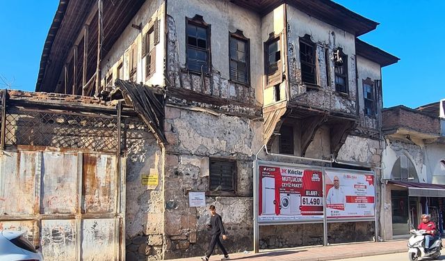 Osmaniye’de Tarihi Evler ve Yapılar Restore Edilmeli