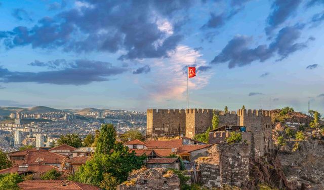 Ankara’da Şehrin Nabzı Sabır Gazetesi’nde