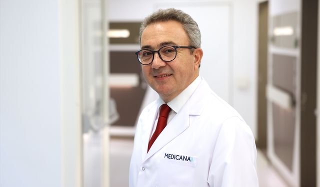 Ateşli çocuğa kalın giysiler giydirmek iyileşme sürecini olumsuz etkiliyor