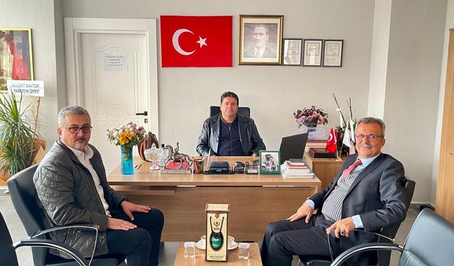 Başkan Yeşildemir 3. Noter Pişkin’i Ziyaret Etti