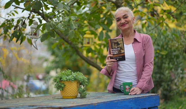 Çocuk felcini babasının omuzlarında aştı vefasını göstermek için kitap yazdı