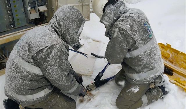 Dicle Elektrik'ten 6 ilde kar mesaisi