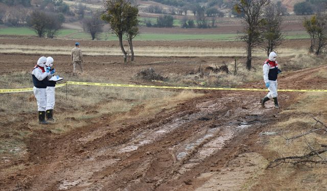 Isparta'da vücut bütünlüğü bozuk halde ölü bulunan çobanın uzuv araması sürüyor