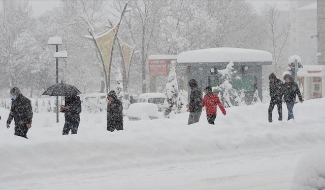 Elazığ’da Kar ve Buzlanma Alarmı Okullar 2 Gün Tatil!