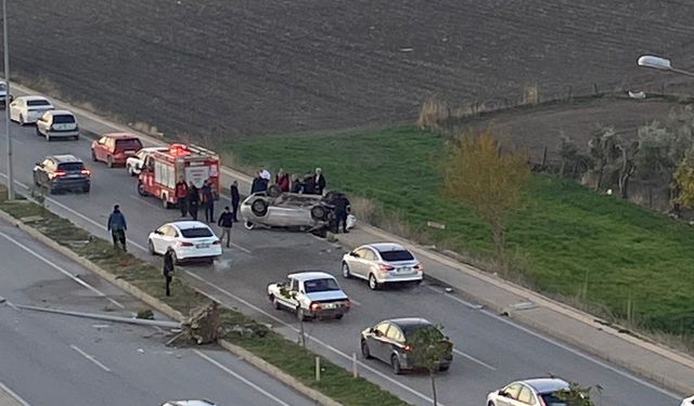 Osmaniye Çevre Yolunda Otomobil Devrildi Sürücü Yaralandı