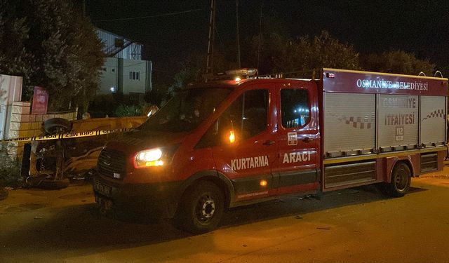 Osmaniye'de 3 aracın karıştığı trafik kazasında 2 kişi öldü, 7 kişi yaralandı