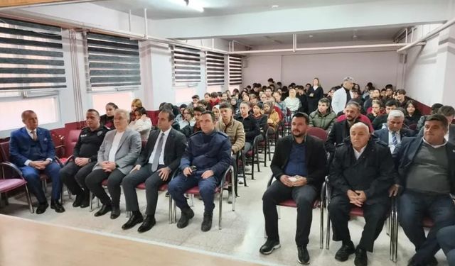 Saimbeyli'de 'Dünya İnsan Hakları Günü' programı düzenlendi