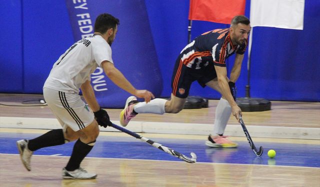 Salon Hokeyi Erkekler Süper Lig maçları Alanya'da yapıldı