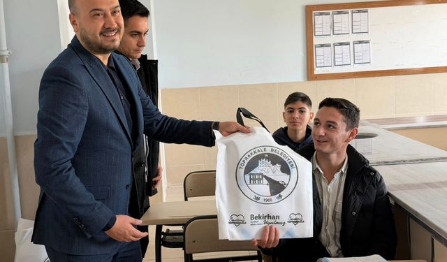 Toprakkale’de Öğrencilere TYT ve LGS Deneme Seti Desteği