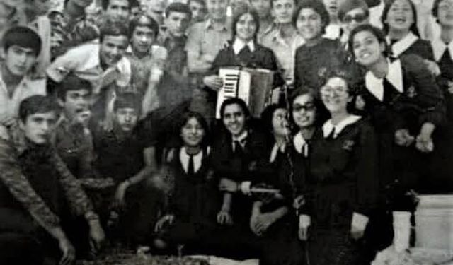 1972’de Osmaniye Lisesi 5-Fen-A’nın Hatırası