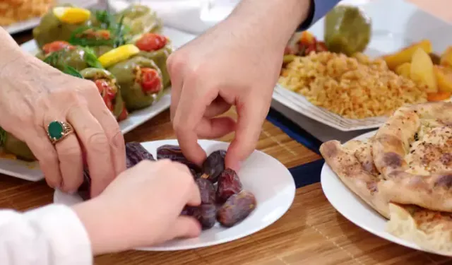 Antalya’da Oruç Saat Kaçta Açılacak?