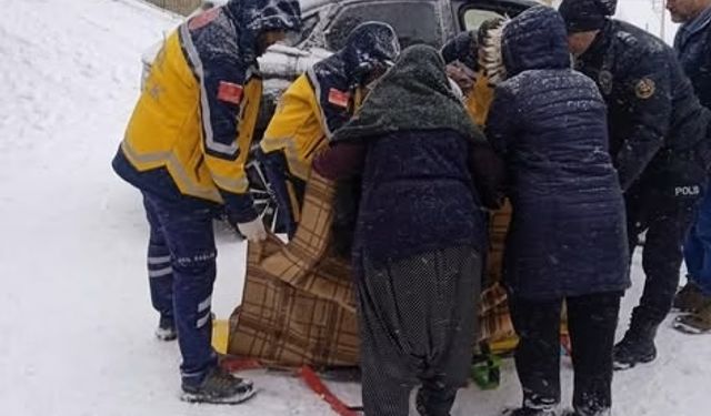 Andırın’da Kar Kazaya Yol Açtı 1 Yaralı Kurtarıldı
