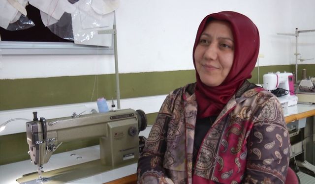 Bucak'ta Halk Eğitim Merkezi kurslarına 5 bin 124 kişi katıldı