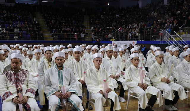 Burdur'da 122 hafız için icazet töreni düzenlendi