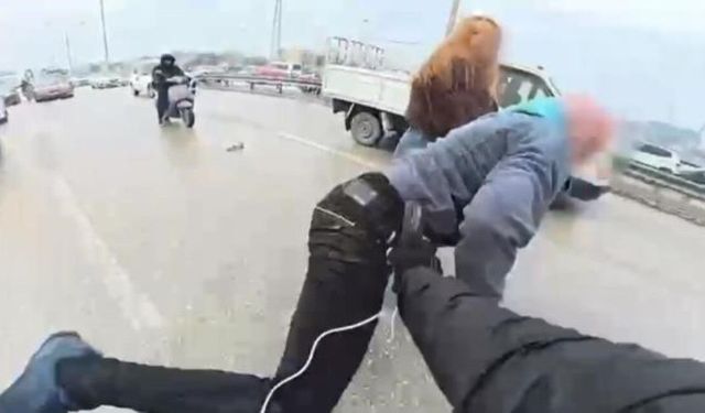 Bursa’da Yol Verme Tartışması Uçan Tekmeye Dönüştü