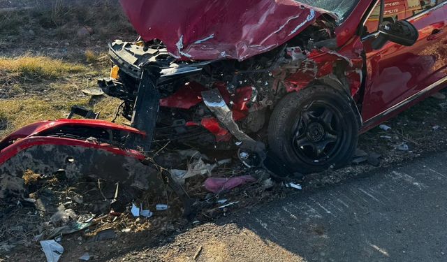 Düziçi’nde Trafik Kazası Kaygan yolda 2 kişi yaralandı