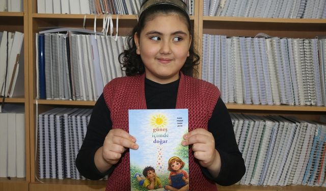 Görme engelli öğrencilerin Braille alfabesiyle yazdığı öykü ve şiirler kitaplaştırıldı