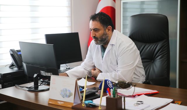 Hatay'da başhekimler, AA'nın 'Yılın Kareleri' oylamasına katıldı