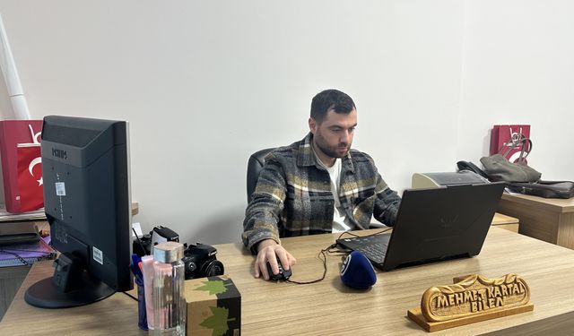 Hatay'da gazeteci yetiştiren akademisyenler AA'nın 'Yılın Kareleri' oylamasına katıldı