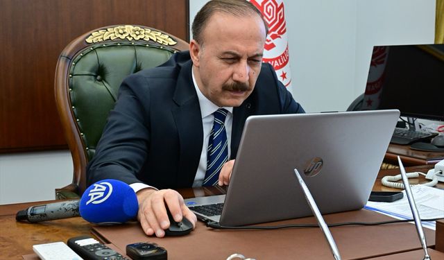 Isparta Valisi Erin, AA'nın 'Yılın Kareleri' oylamasına katıldı