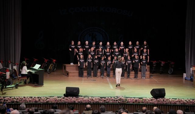 Isparta'da Zeka Oyunları Ligi ödül töreni düzenlendi