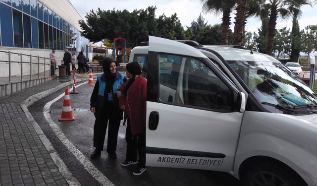 Mersin'in Akdeniz ilçesinde kanser hastalarına 'Onko-Büs' hizmeti veriliyor
