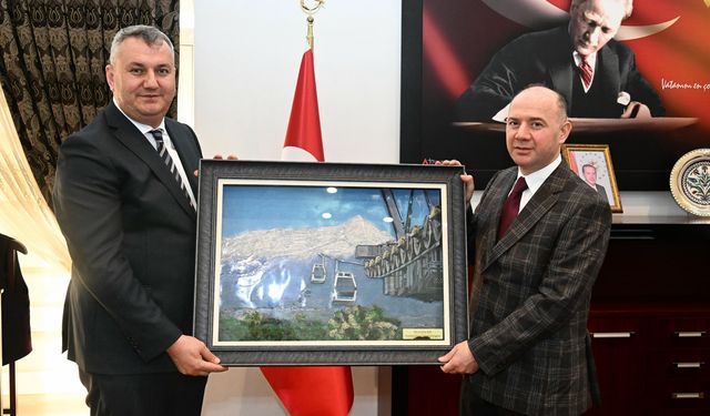 Osmaniye’de Başkanları Vali Serdengeçti’yi Ziyaret Etti