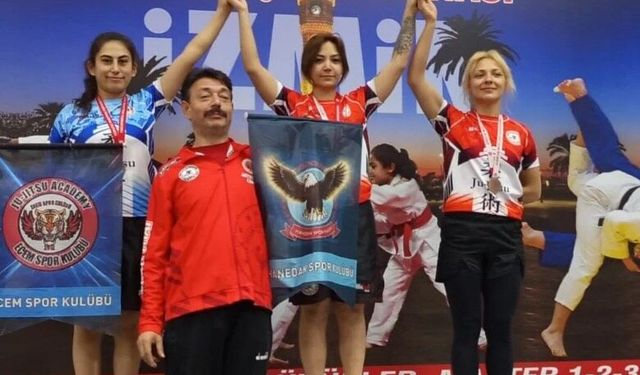 Osmaniyeli Sporcular İzmir’den Madalyalarla Döndü