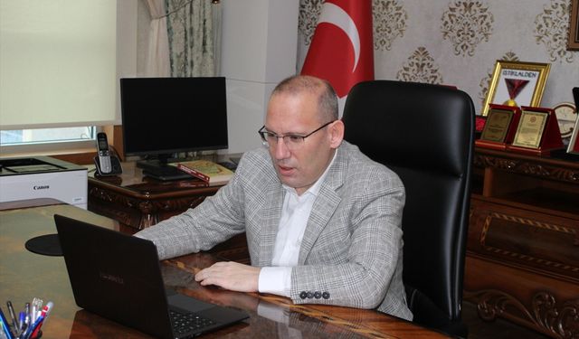 Türkoğlu Kaymakamı Mercan ve Belediye Başkanı Karaca, AA'nın 'Yılın Kareleri' oylamasına katıldı