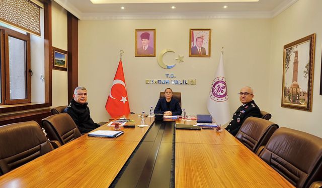 Vali Tülay Baydar Bakan Yerlikaya’nın VKS’sine Katıldı